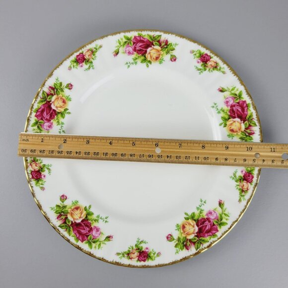 Royal Albert Old Country Roses Dinner Plate Fluted Edge Pretty Gold Trim England - Picture 10 of 10